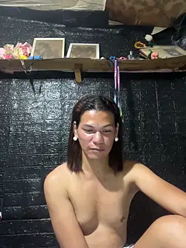 Snapshot of HugeAgatha chatting on February 9, 2026, 1:59 pm HugeAgatha online show from February 9, 2026, 1:59 pm