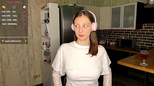 Snapshot of ChrisAmott chatting on February 10, 2026, 4:11 pm ChrisAmott online show from February 10, 2026, 4:11 pm