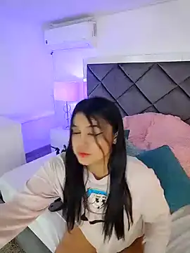 Lucia fastcollins online show from January 14, 2026, 1:06 pm