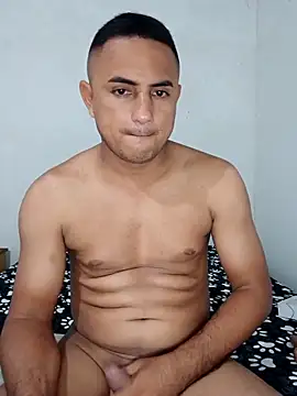 Snapshot of knox_zeque chatting on January 18, 2026, 2:04 am knox zeque online show from January 18, 2026, 2:04 am