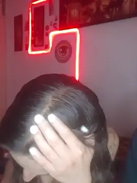 Snapshot of AlexxaAndRileyy chatting on January 18, 2026, 2:15 am AlexxaAndRileyy online show from January 18, 2026, 2:15 am