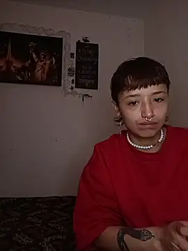 Snapshot of AlexxaAndRileyy chatting on February 17, 2026, 4:13 pm AlexxaAndRileyy online show from February 17, 2026, 4:13 pm