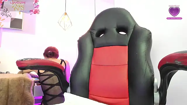 Snapshot of april_jones05 chatting on February 21, 2026, 12:06 pm april jones05 online show from February 21, 2026, 12:06 pm