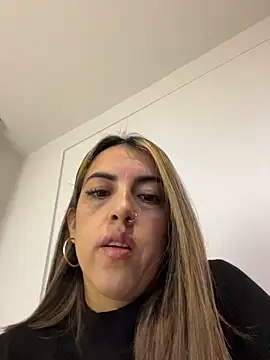 Paulinaa bella online show from February 27, 2026, 11:38 pm