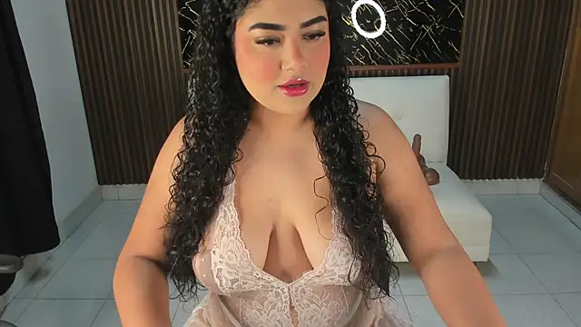 Karla18  online show from May 11, 2026, 2:34 pm