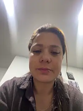 Snapshot of Pretty__Milf chatting on March 13, 2026, 9:16 am Pretty Milf online show from March 13, 2026, 9:16 am