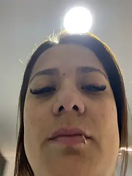 Snapshot of Pretty__Milf chatting on March 21, 2026, 2:53 pm Pretty Milf online show from March 21, 2026, 2:53 pm