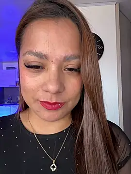 Snapshot of Pretty__Milf chatting on March 24, 2026, 1:05 pm Pretty Milf online show from March 24, 2026, 1:05 pm