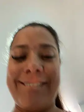 Snapshot of Pretty__Milf chatting on March 29, 2026, 4:07 pm Pretty Milf online show from March 29, 2026, 4:07 pm