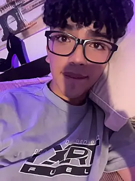 Snapshot of Nick_Twink chatting on February 3, 2026, 2:53 am Nick Twink online show from February 3, 2026, 2:53 am