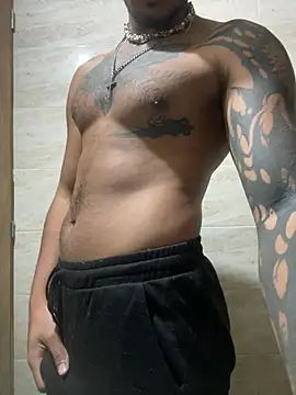 Snapshot of liyamjunior chatting on March 5, 2026, 5:47 am liyamjunior online show from March 5, 2026, 5:47 am