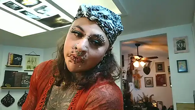 Snapshot of VeraVendetta chatting on February 3, 2026, 8:30 am VeraVendetta online show from February 3, 2026, 8:30 am