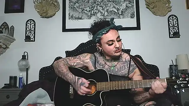 Snapshot of VeraVendetta chatting on February 8, 2026, 7:12 am VeraVendetta online show from February 8, 2026, 7:12 am