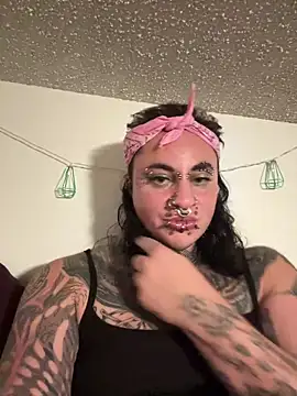 Snapshot of VeraVendetta chatting on February 21, 2026, 7:20 am VeraVendetta online show from February 21, 2026, 7:20 am