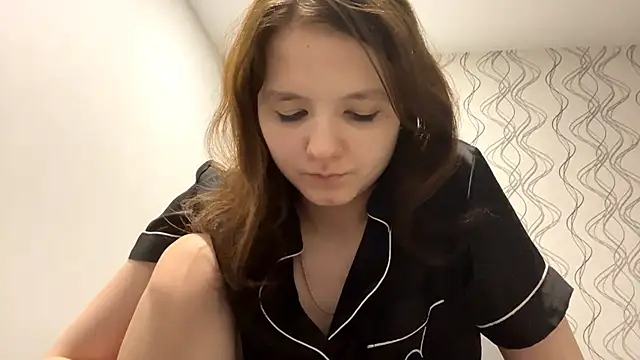 Snapshot of GameToiler chatting on May 22, 2026, 7:30 pm GameToiler online show from May 22, 2026, 7:30 pm