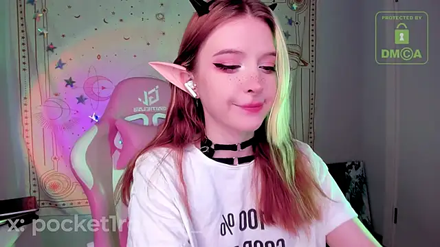  PocketRocket  online show from October 23, 2025, 10:41 pm