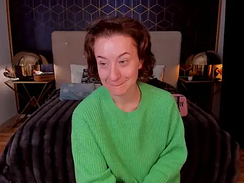 Snapshot of GingerWixxx chatting on February 5, 2026, 5:23 am GingerWixxx online show from February 5, 2026, 5:23 am