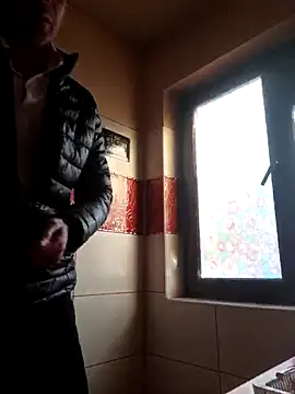 Snapshot of Ianne150 chatting on January 15, 2026, 12:32 pm Ianne150 online show from January 15, 2026, 12:32 pm