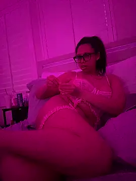 Snapshot of cartierprincess chatting on February 2, 2026, 1:37 am cartierprincess online show from February 2, 2026, 1:37 am