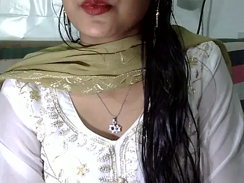 Snapshot of sexy-iram chatting on February 26, 2026, 2:49 pm sexy-iram online show from February 26, 2026, 2:49 pm