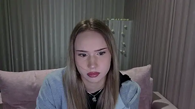 White  a  Black online show from January 15, 2026, 9:36 am