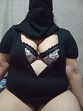 Jamilabarbier1 online show from July 18, 2026, 6:12 pm