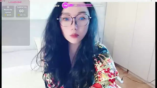 Snapshot of awayaya chatting on March 13, 2026, 12:39 am awayaya online show from March 13, 2026, 12:39 am