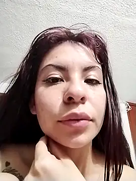 Snapshot of niiix_01 chatting on February 8, 2026, 2:48 am niiix 01 online show from February 8, 2026, 2:48 am