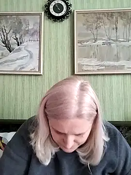 Snapshot of NyushaLollipop chatting on February 13, 2026, 8:54 am NyushaLollipop online show from February 13, 2026, 8:54 am