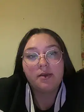  maracr19  online show from March 25, 2026, 10:49 pm