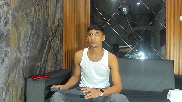 Snapshot of ALEX_KEITH26 chatting on January 19, 2026, 11:47 am ALEX KEITH26 online show from January 19, 2026, 11:47 am