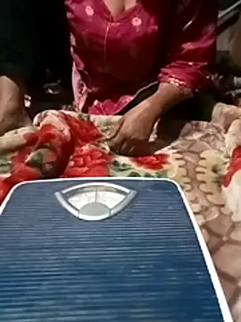 Snapshot of Hot_queen3210 chatting on February 24, 2026, 6:28 pm Hot queen3210 online show from February 24, 2026, 6:28 pm