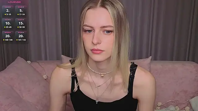 kittie like18 online show from March 25, 2026, 1:00 am