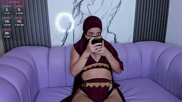 Nailaa Dalal online show from January 18, 2026, 12:58 am