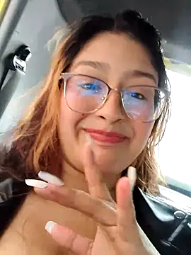 Snapshot of TatiJx_Pink chatting on February 13, 2026, 4:03 pm TatiJx Pink online show from February 13, 2026, 4:03 pm