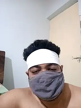 Snapshot of gujjuboysexy123 chatting on February 14, 2026, 11:29 am gujjuboysexy123 online show from February 14, 2026, 11:29 am