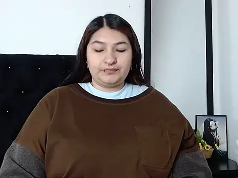 Snapshot of LauraHorny69 chatting on February 21, 2026, 1:01 pm LauraHorny69 online show from February 21, 2026, 1:01 pm