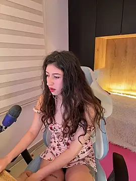 Snapshot of cutekore chatting on August 8, 2026, 12:02 am cutekore online show from August 8, 2026, 12:02 am