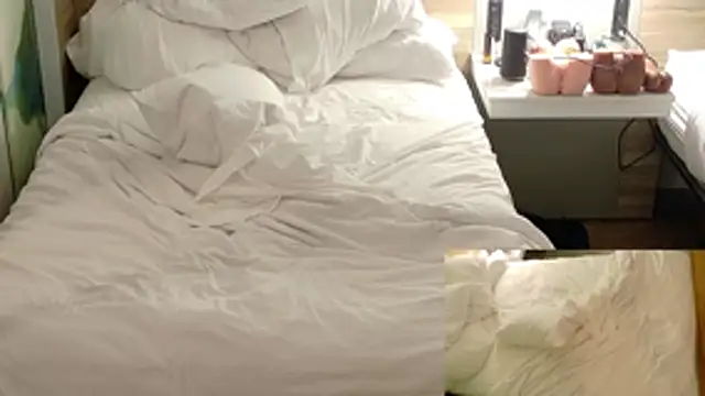 Snapshot of TheCrushExperience chatting on February 18, 2026, 3:13 am TheCrushExperience online show from February 18, 2026, 3:13 am