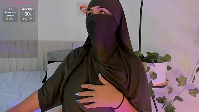  Amirah online show from March 2, 2026, 6:48 pm