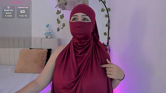 Amirah online show from May 19, 2026, 6:47 pm