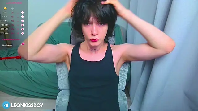 LeonBoykisser online show from April 3, 2026, 4:49 pm