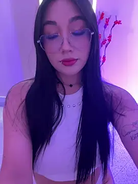 Snapshot of Your_Enyel chatting on February 19, 2026, 1:56 am Your Enyel online show from February 19, 2026, 1:56 am