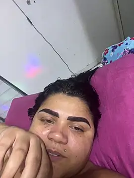 MorenaCariok online show from April 8, 2026, 9:09 am