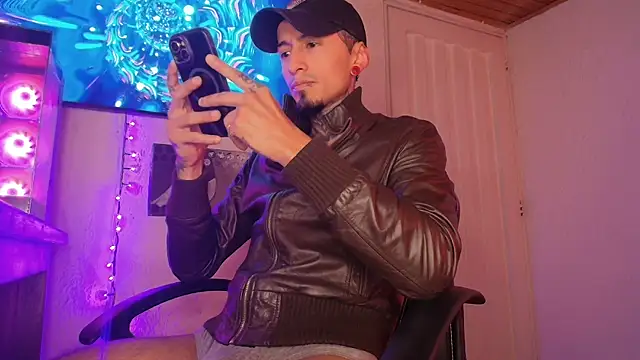 Snapshot of pauldocux_ chatting on January 16, 2026, 2:26 am pauldocux online show from January 16, 2026, 2:26 am