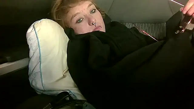 Tastybabe22 online show from April 15, 2026, 1:29 pm