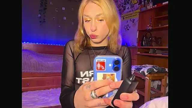 miss barbie111 online show from February 8, 2026, 5:05 pm