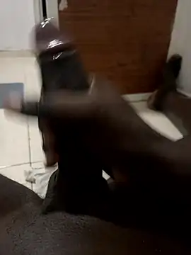 Bersti04 online show from January 15, 2026, 7:13 am