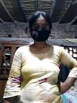 Hot Sweeti online show from March 6, 2026, 6:10 am