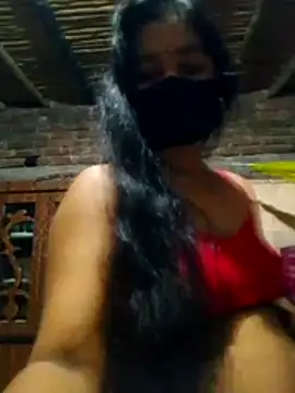 Hot Sweeti online show from April 7, 2026, 1:00 pm